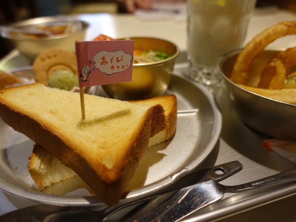 広島・尾道のおいしい旅の学校「あくびカフェー」の給食みたいなごはん